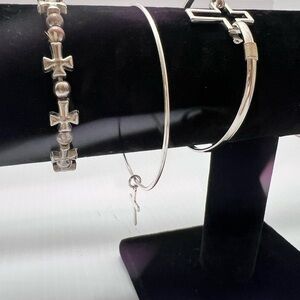 Elegant Silver Cross Charm Bracelet Set